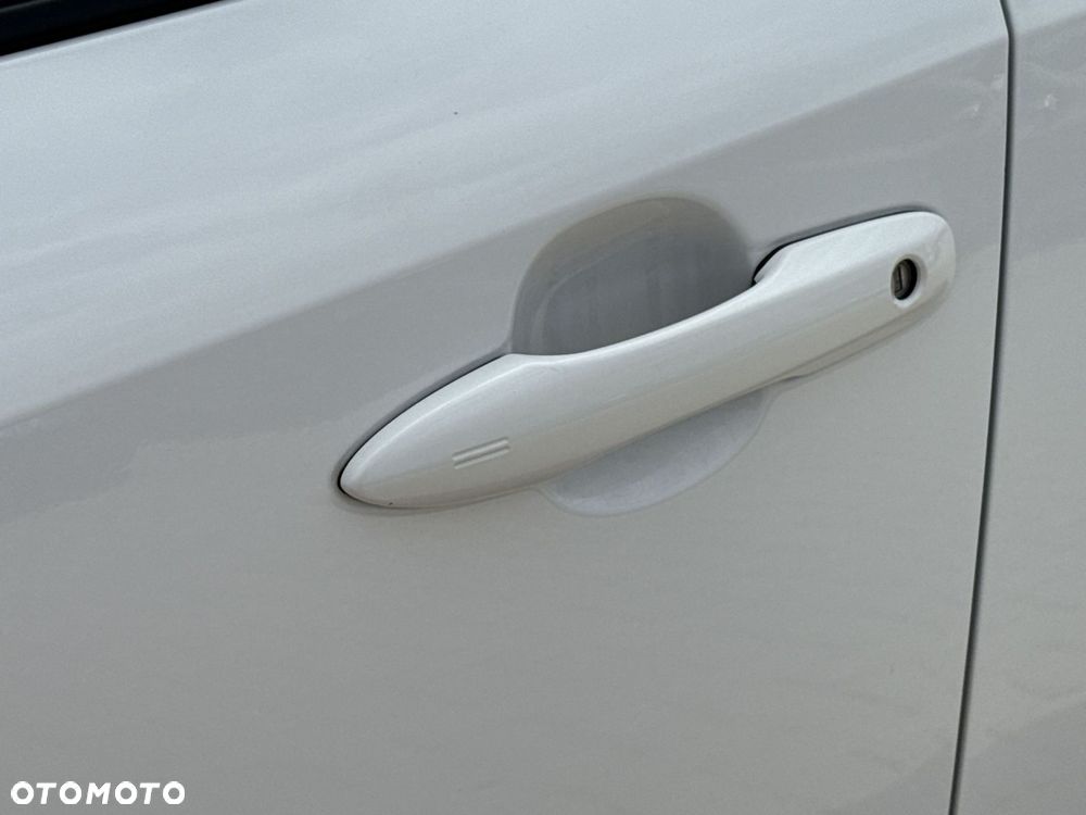 Toyota Corolla - 27