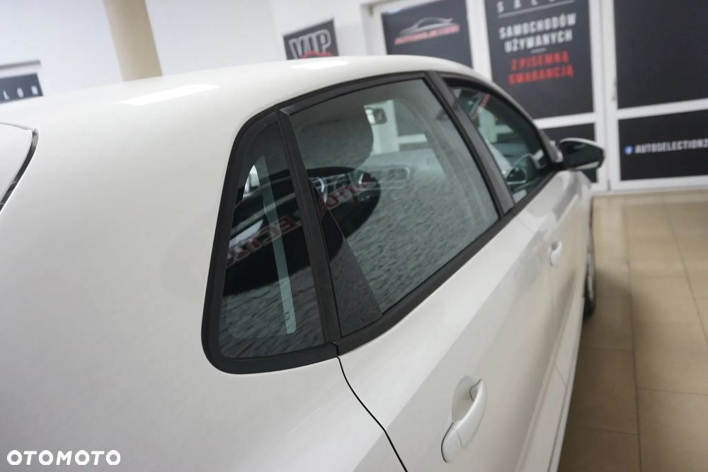 Volkswagen Polo 1.6 TDI Comfortline - 18