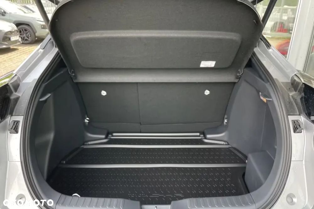 Toyota C-HR 1.8 Hybrid Teamplayer - 16