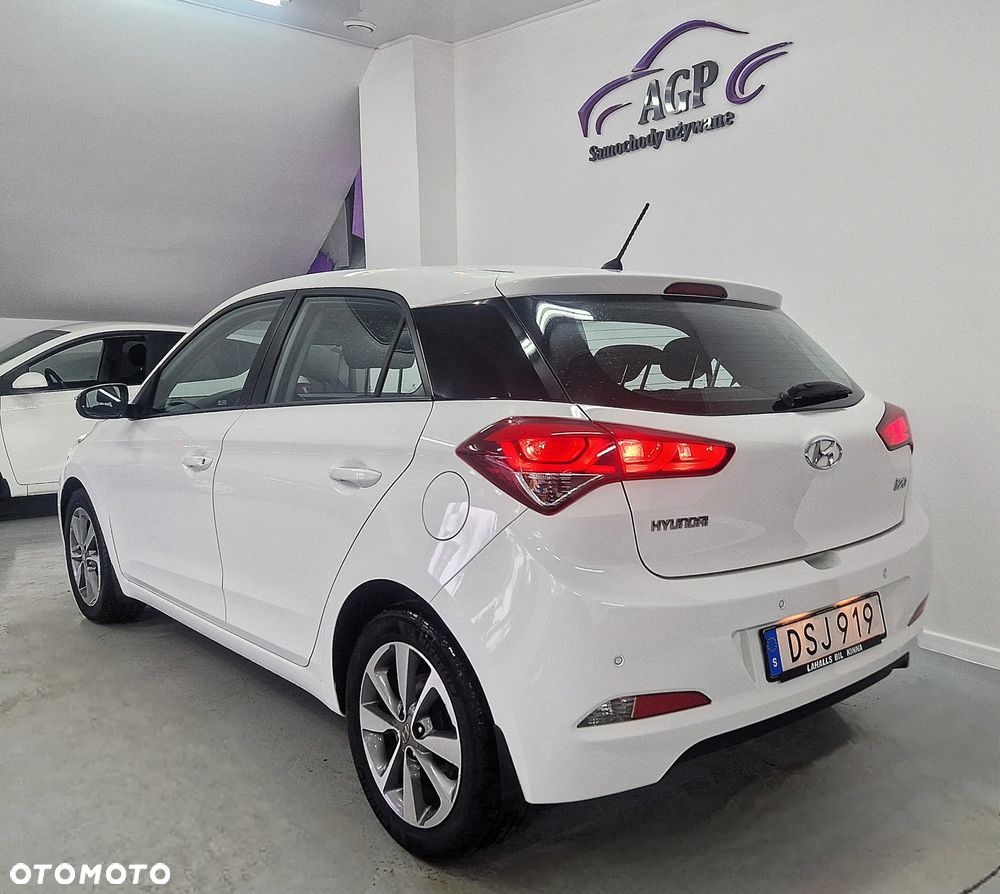 Hyundai i20 - 3