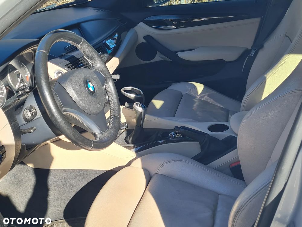 BMW X1 xDrive20d - 13