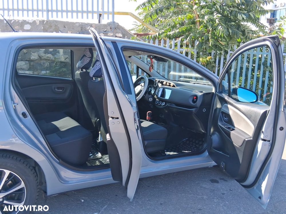 Toyota Yaris - 11