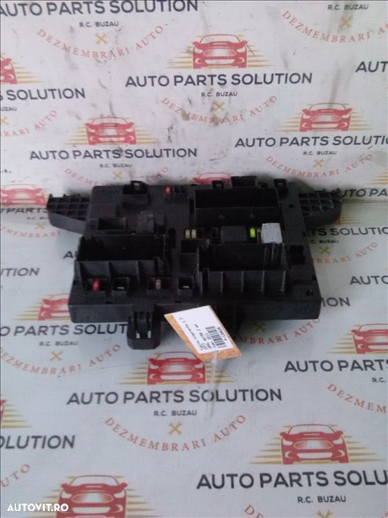 tablou sigurante 1.7 cdti opel astra j an fabr.2011 - 1