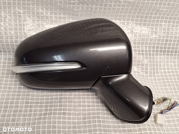 lusterko prawe suzuki s-cross 2022- 9 pin / kabli europa demontaz
