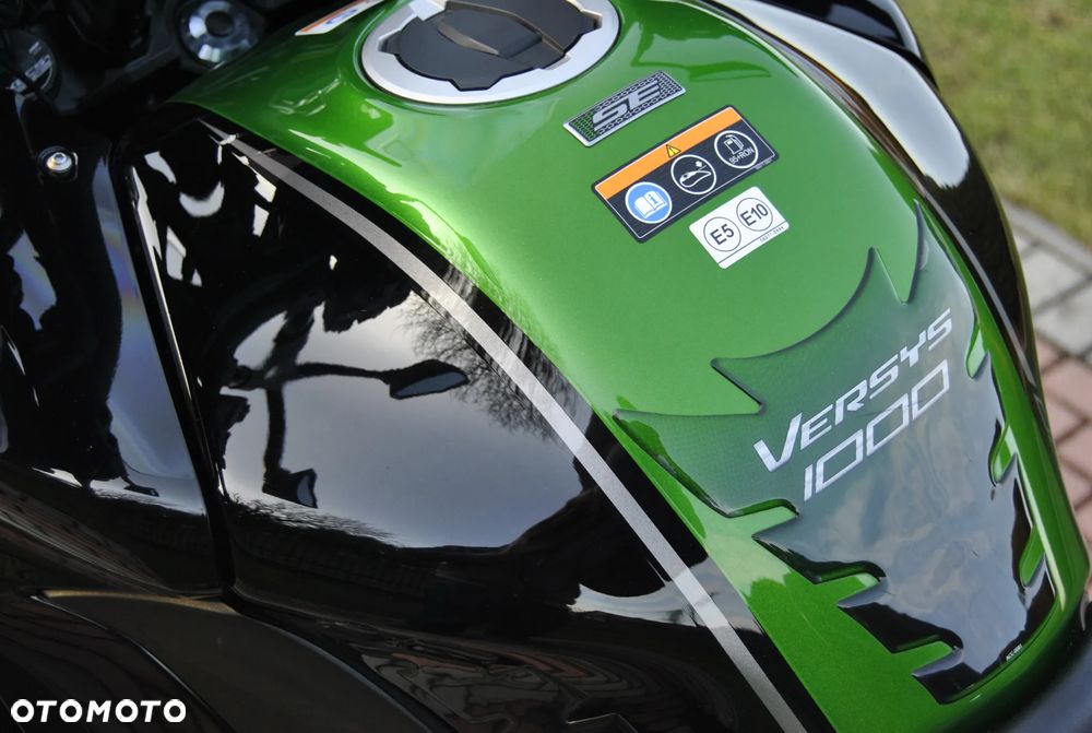 Kawasaki Versys 1000 - 9
