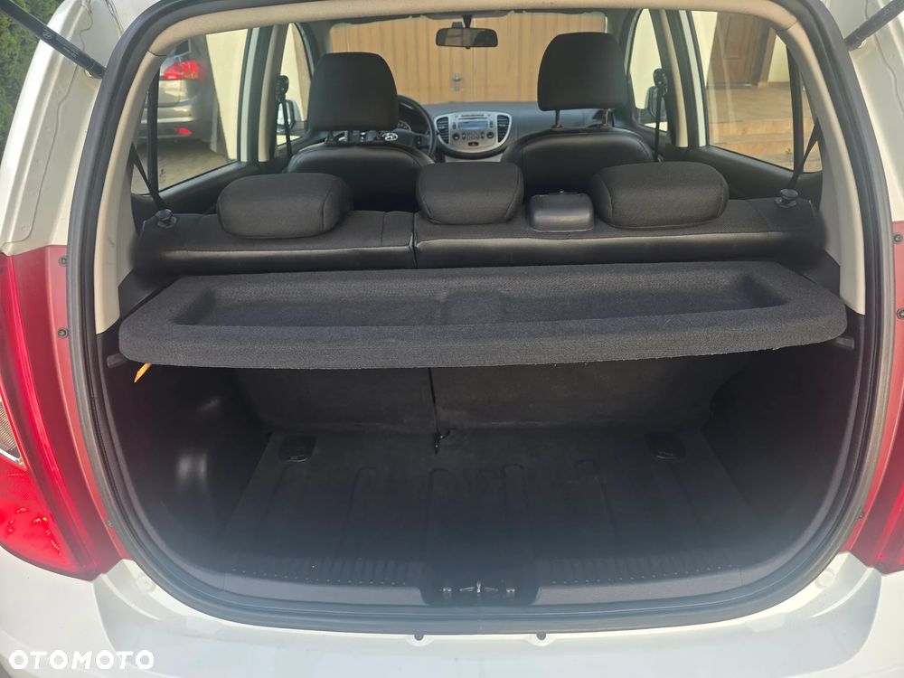 Hyundai i10 1.1 Comfort - 9