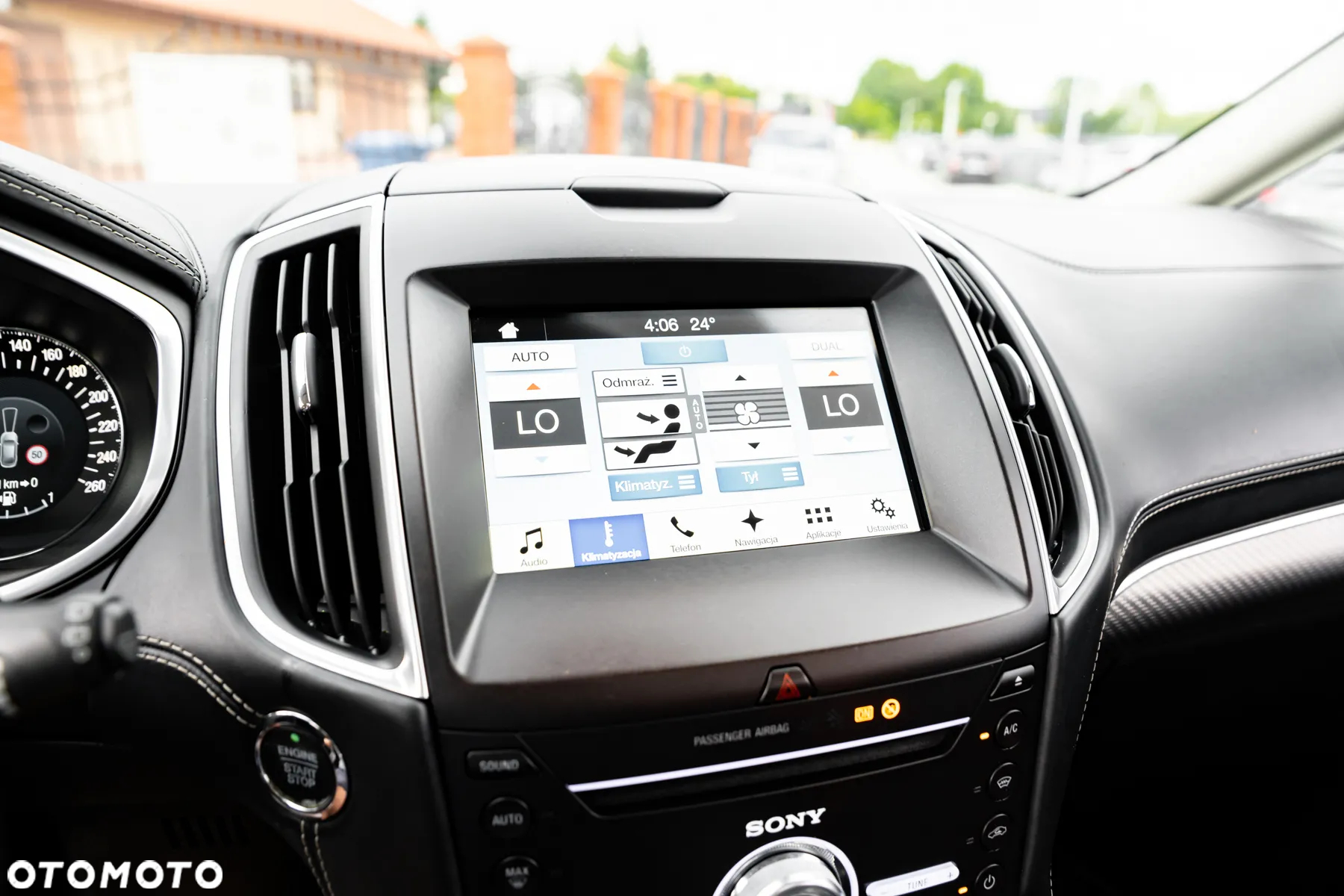 Ford S-Max 2.0 TDCi 4WD Vignale PowerShift - 32