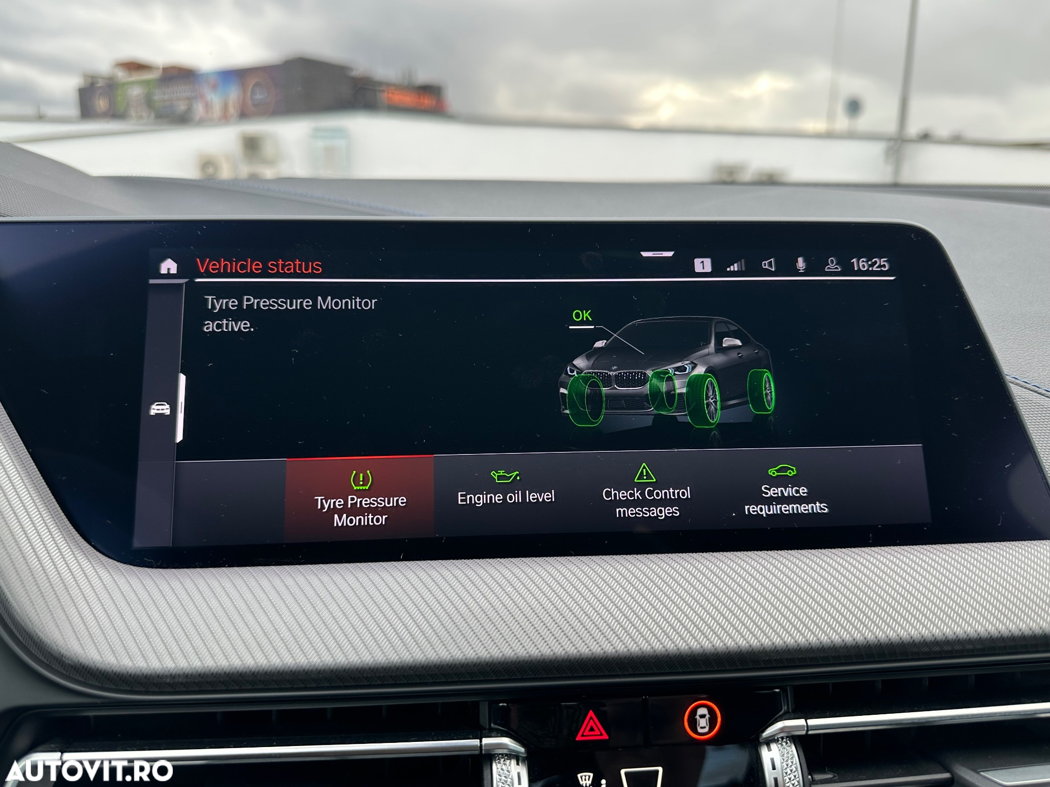 BMW M2 M235i xDrive - 18