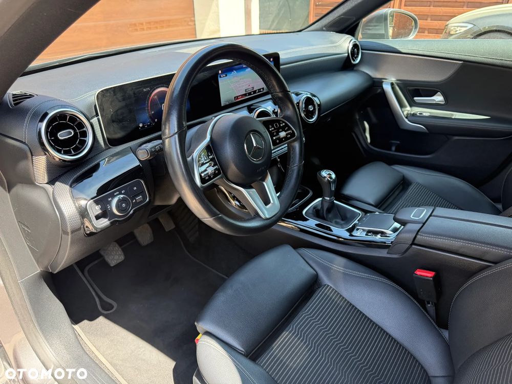 Mercedes-Benz CLA 180 d Edition 2020 - 13