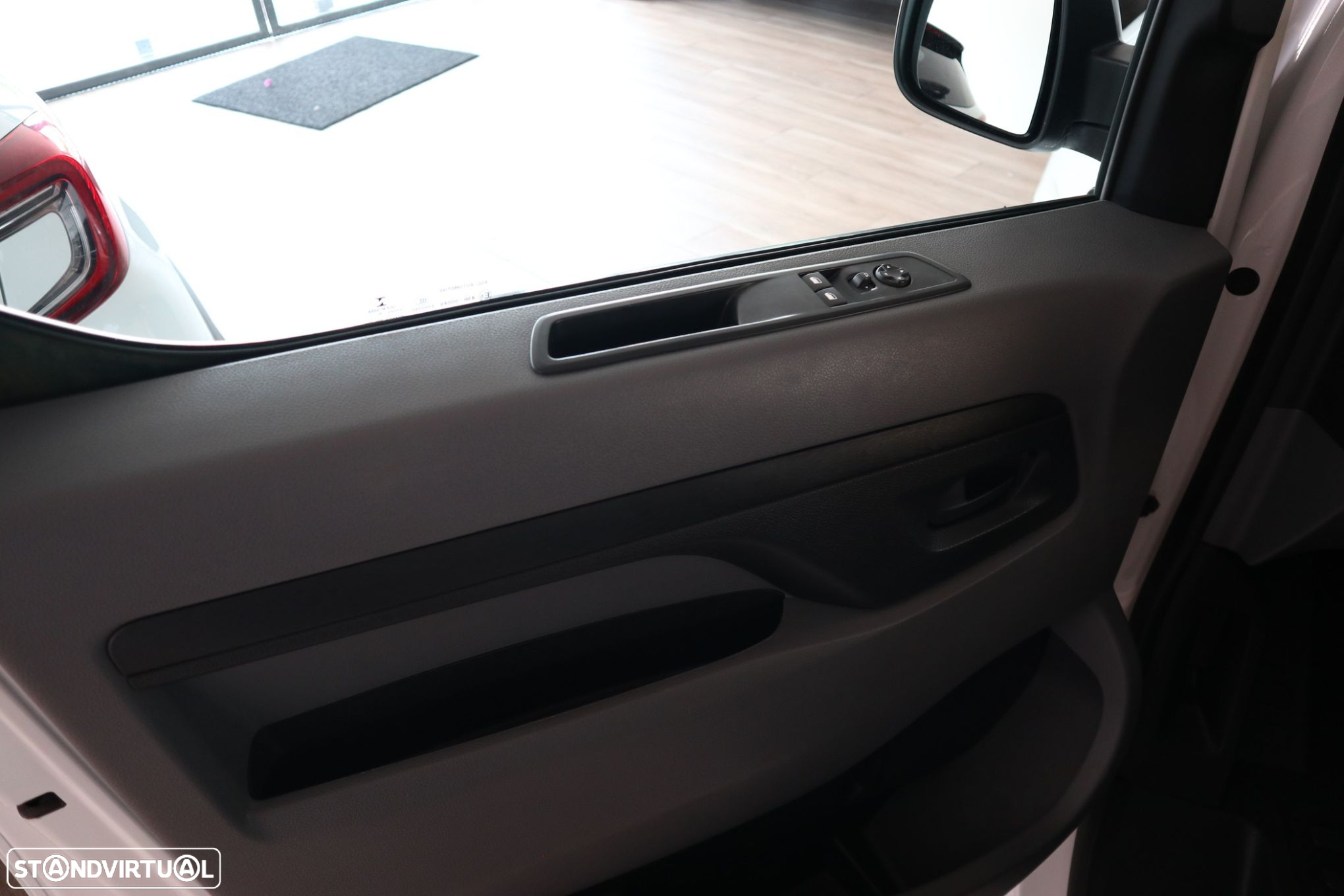 Opel Vivaro 1.5 CDTi L3H1 Essentia - 28