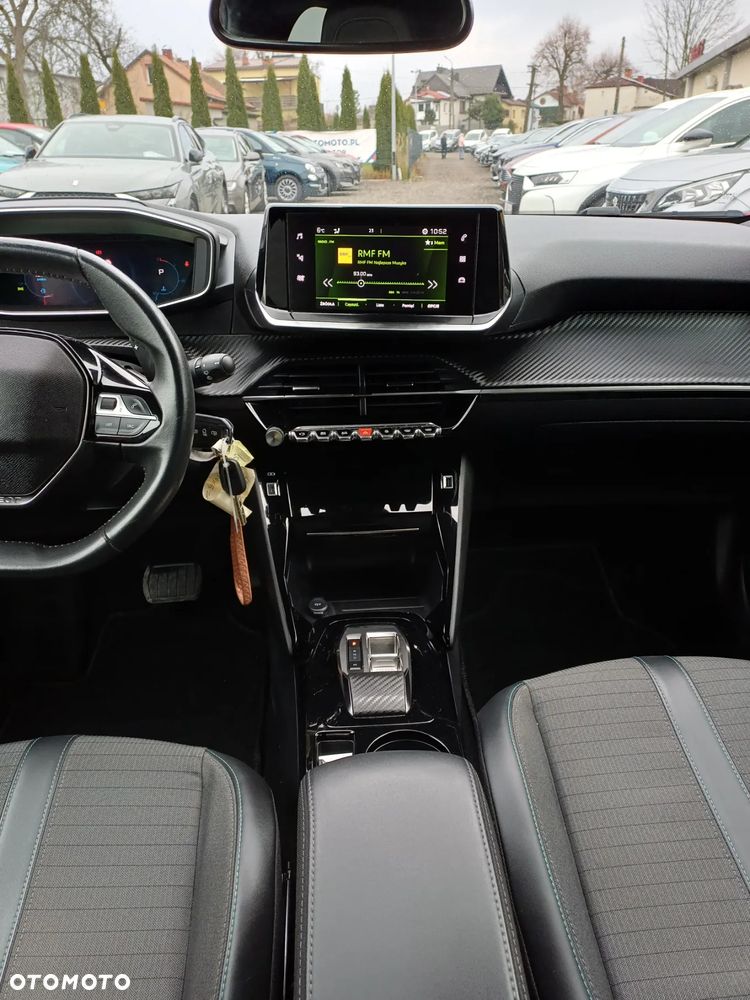 Peugeot 2008 1.2 PureTech Allure Pack S&S EAT8 - 22