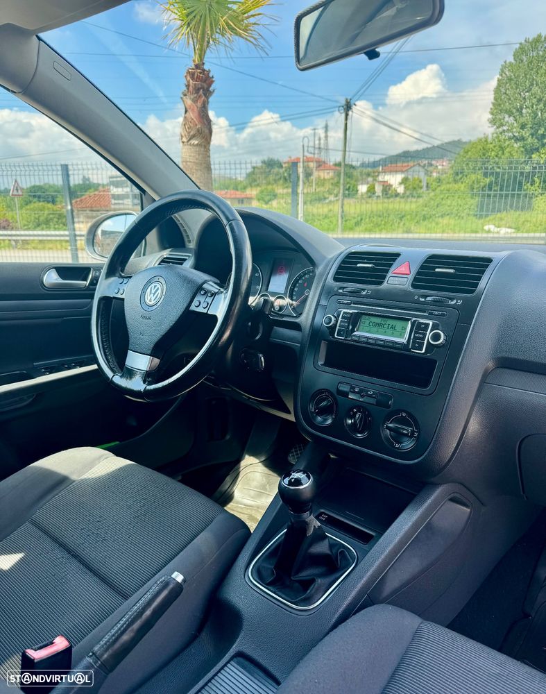 VW Golf 1.9 TDi BlueM. Trend. AC - 12