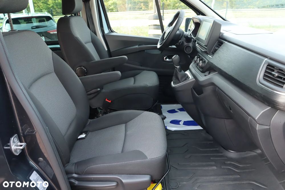Renault Trafic - 11