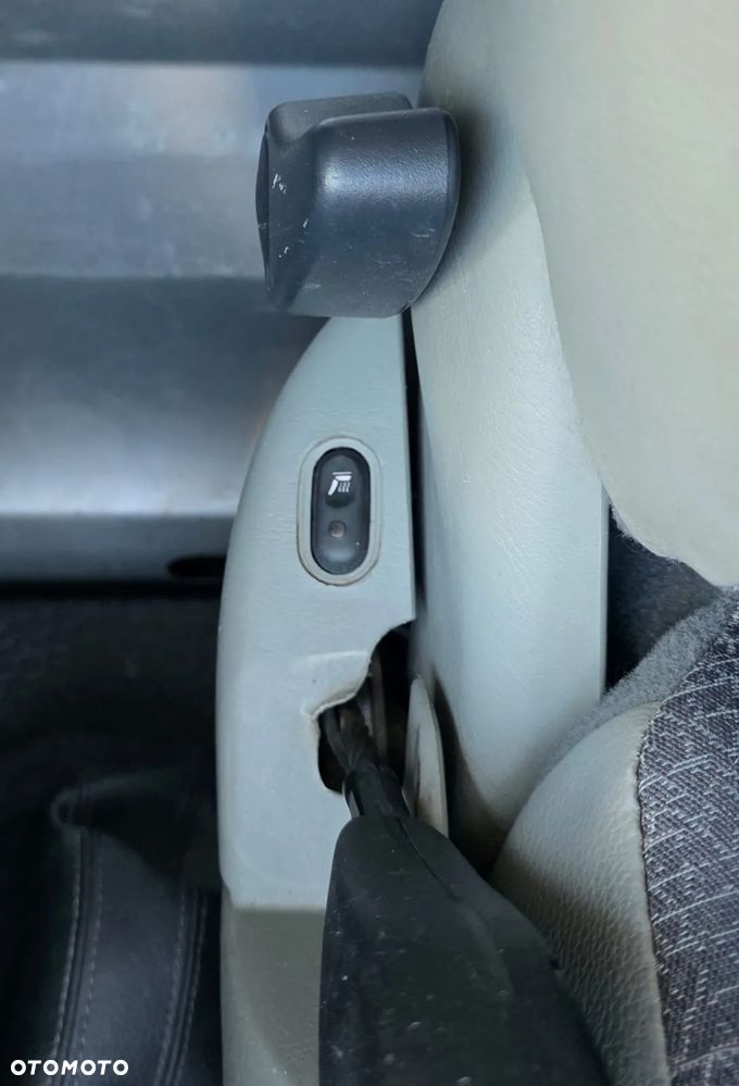 Renault TRAFIC - 19