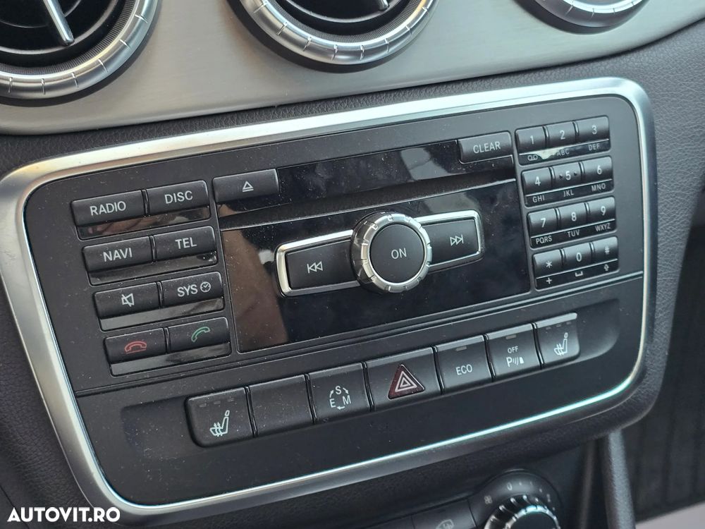 Mercedes-Benz CLA 200 - 25