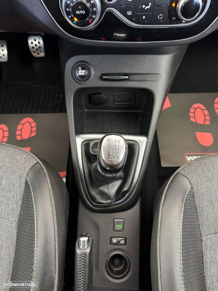 Renault Captur ENERGY TCe 120 Intens - 17