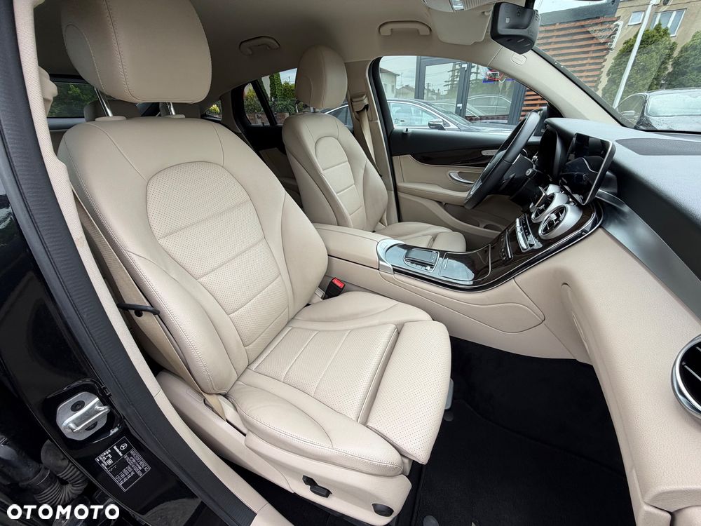 Mercedes-Benz GLC 200 d Business Edition - 34