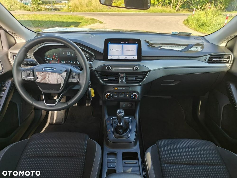 Ford Focus - 10