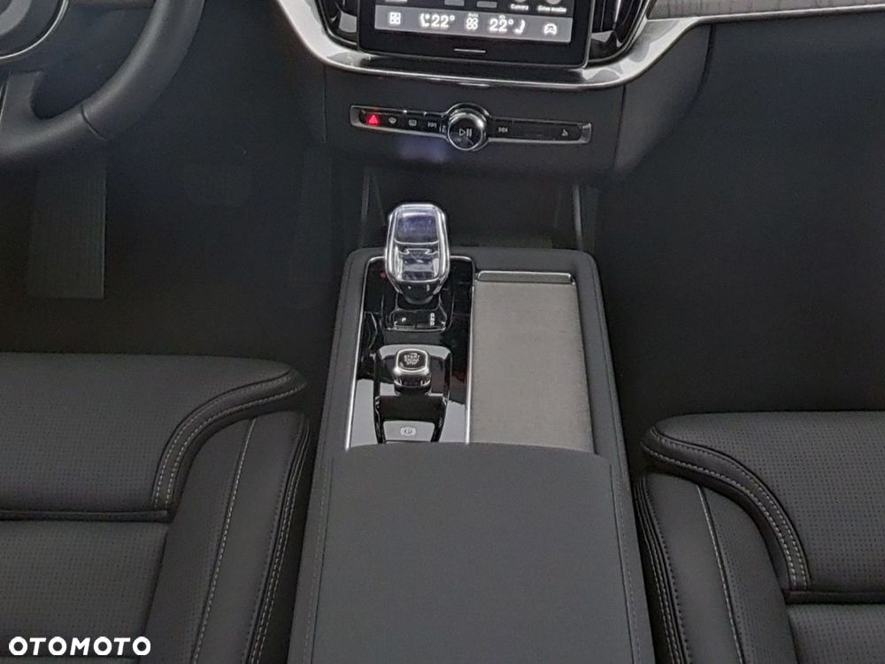 Volvo XC 90 T8 AWD Plug-In Hybrid Ultra Bright 7os - 6