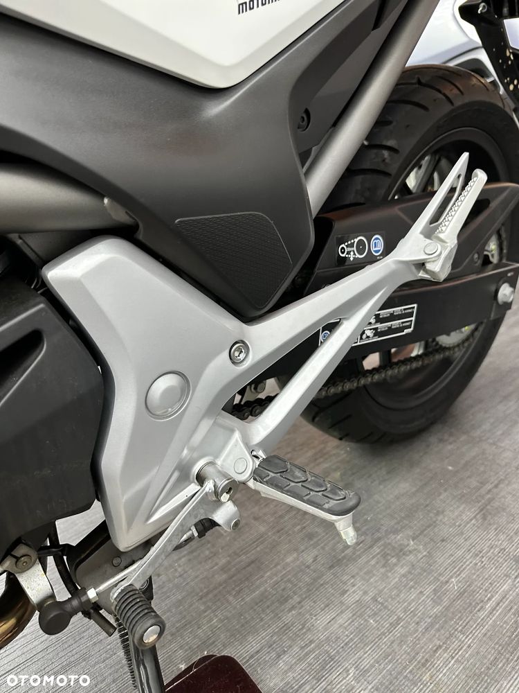 Honda NC - 16