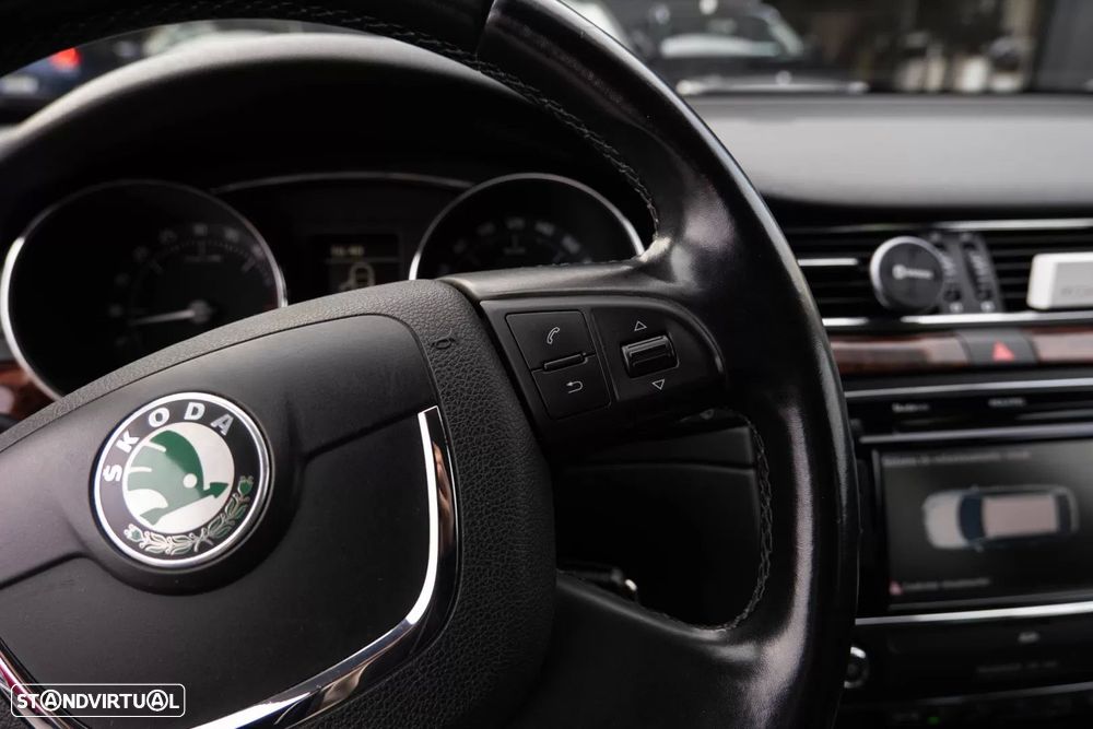 Skoda Superb Break 1.6 TDI Elegance - 21