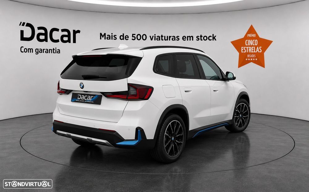 BMW iX1 xDrive30 xLine - 3