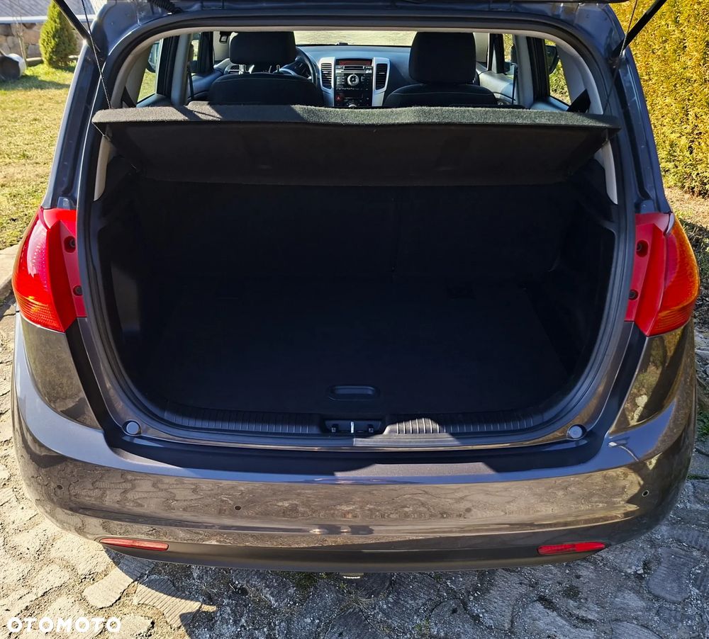 Kia Venga 1.4 CVVT Spirit - 12