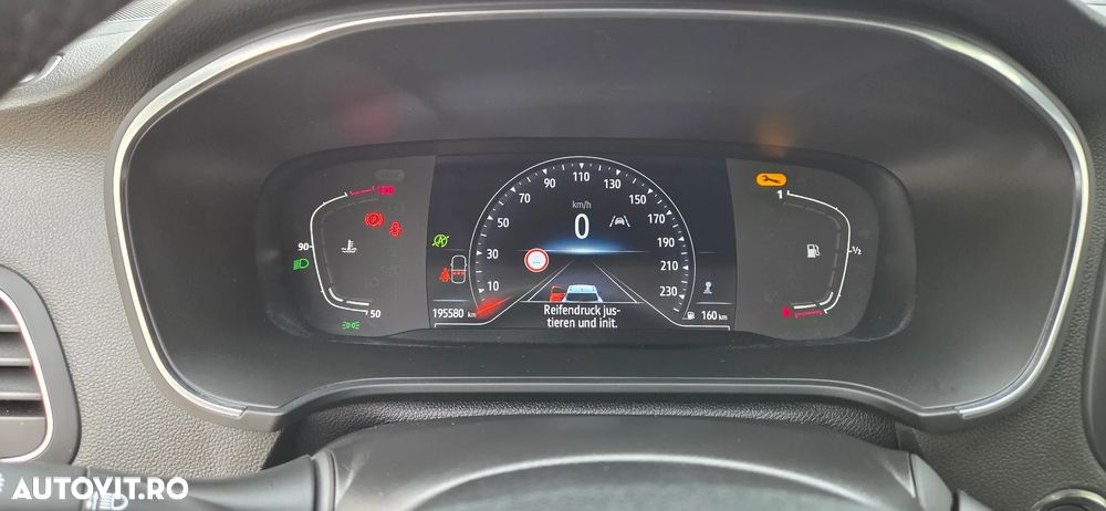 Renault Megane Blue dCi 116 Intens - 13