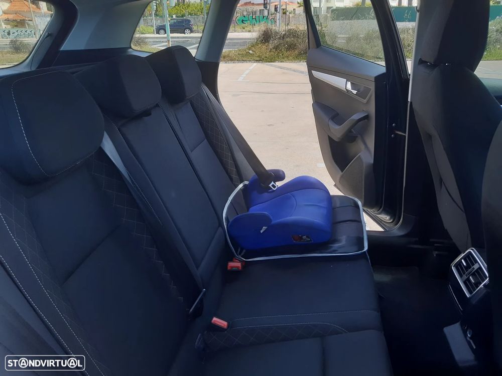 Skoda Karoq 2.0 TDI Ambition - 11