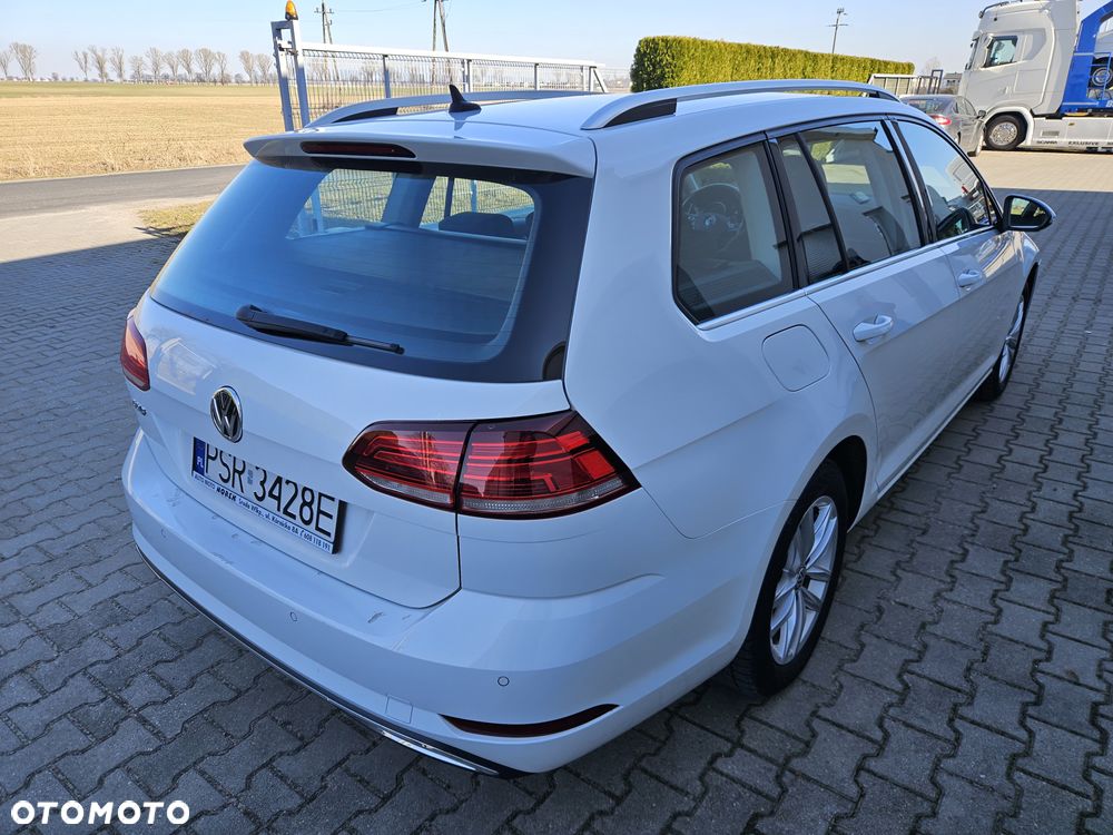 Volkswagen Golf Variant 2.0 TDI (BlueMotion Technology) Highline - 4