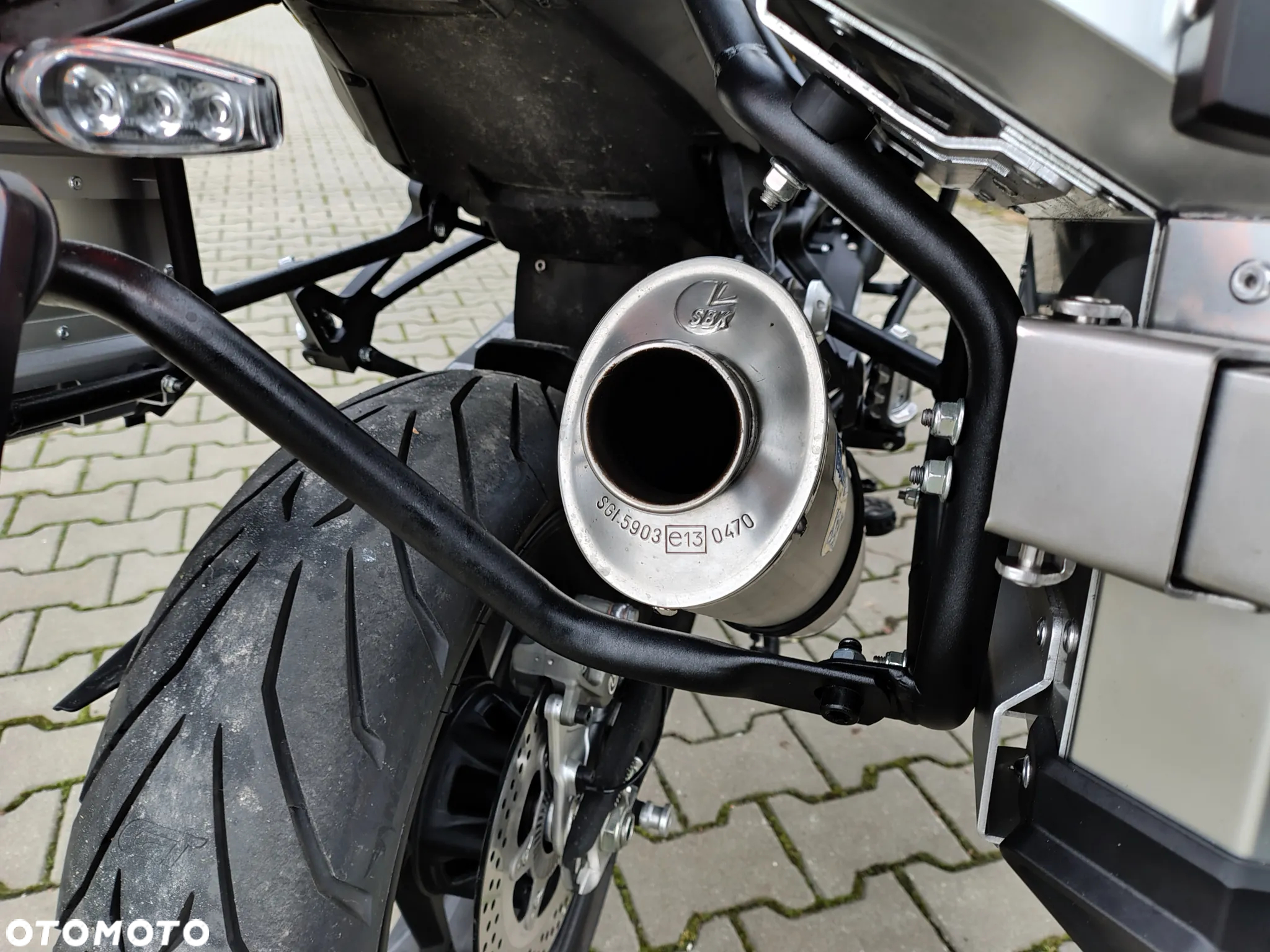QJMOTOR SRT 800S - 11