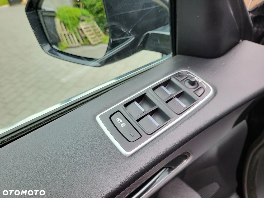 Jaguar F-Pace 2.0 i4D AWD Pure - 10
