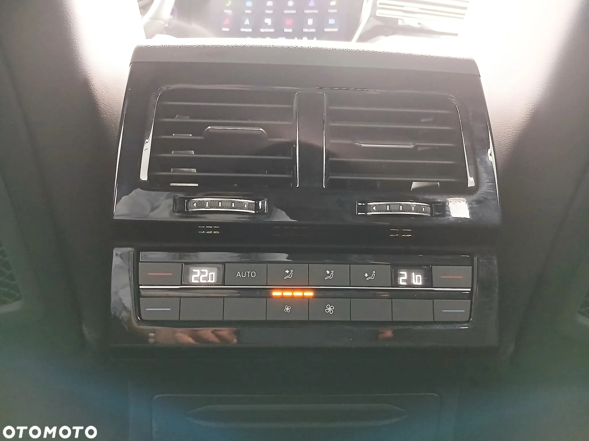 Volkswagen Touareg 3.0 V6 TDI 4Motion R-Line - 33