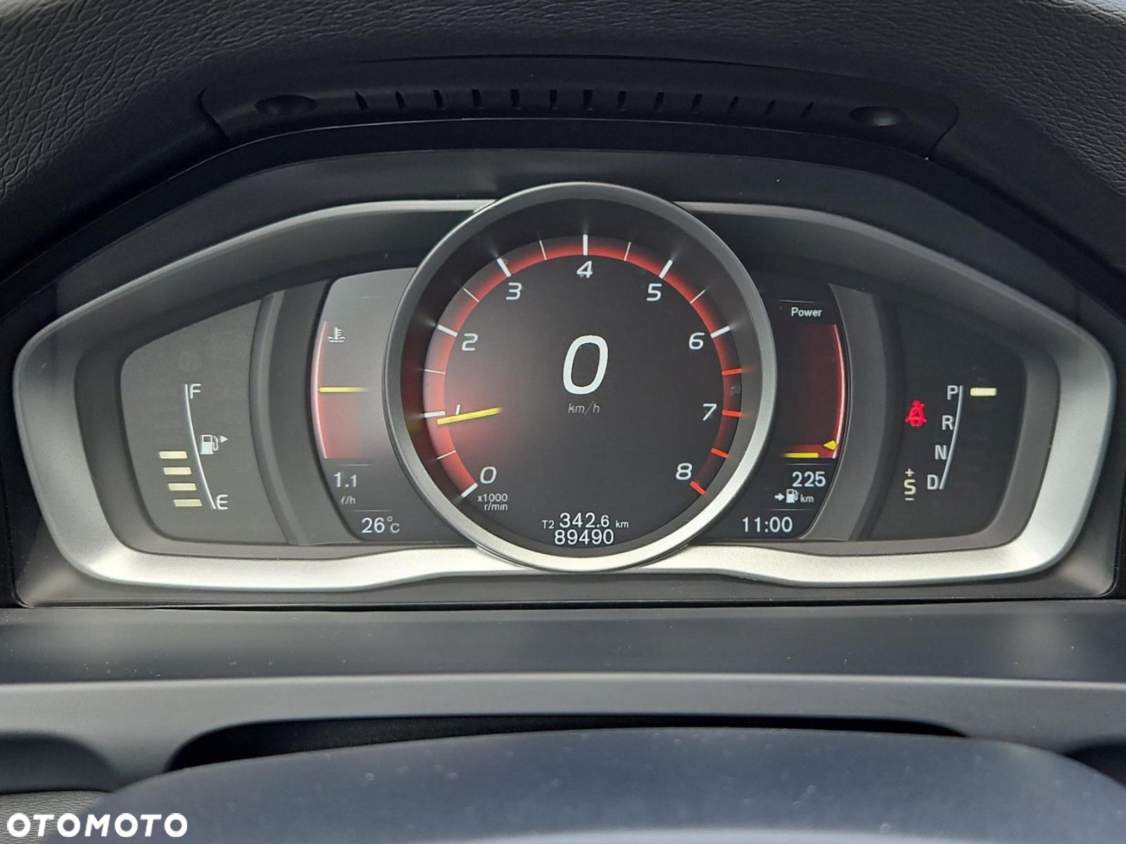 Volvo V60 Cross Country - 16