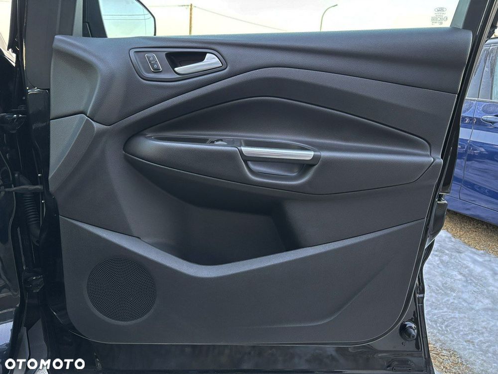 Ford Kuga 2.0 TDCi 4x4 Individual - 28