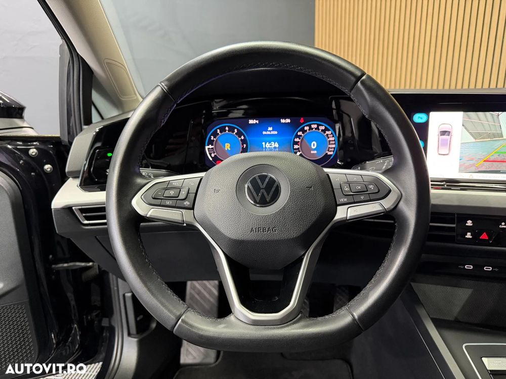 Volkswagen Golf 1.0 eTSI DSG MHEV Life - 18