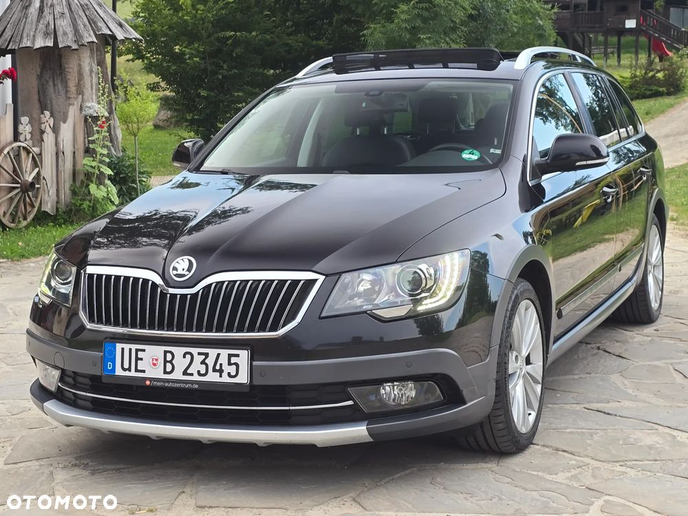 Skoda Superb 2.0 TDI 4x4 Platinum Outdoor DSG - 5