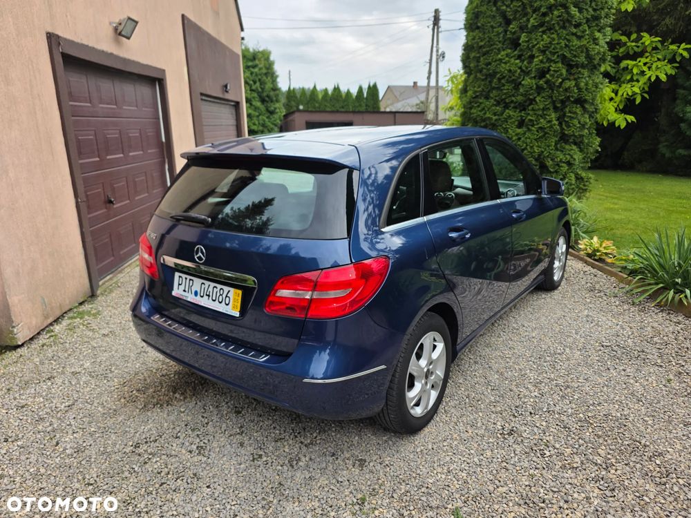 Mercedes-Benz Klasa B 180 AMG Line - 4