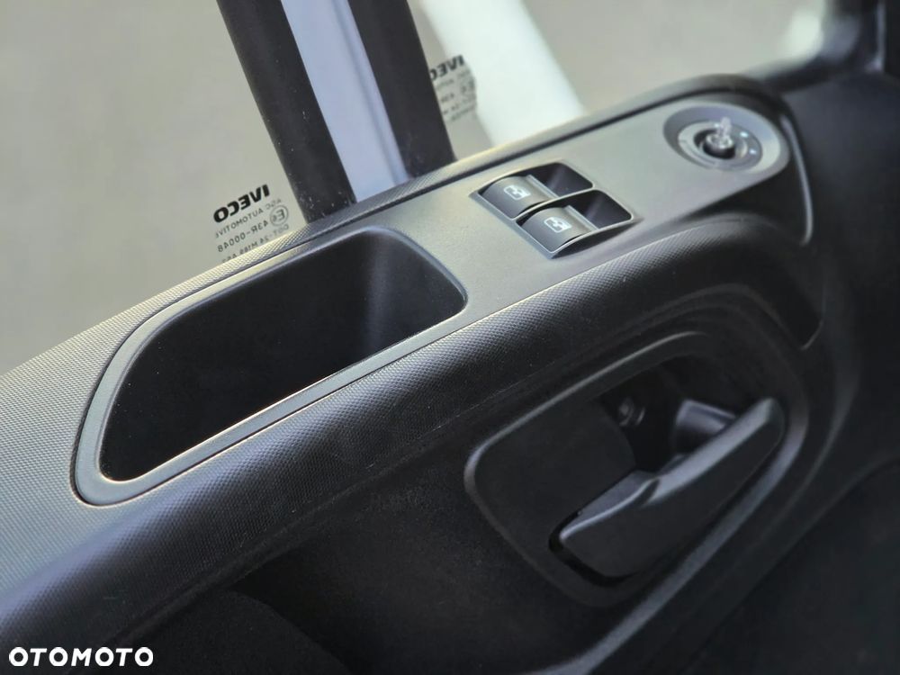 Iveco Daily - 28