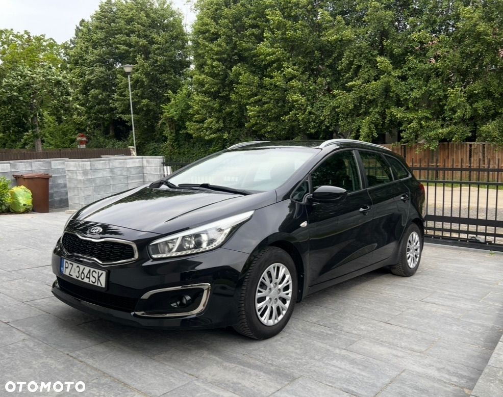 Kia Ceed Cee'd 1.6 GDI L - 1