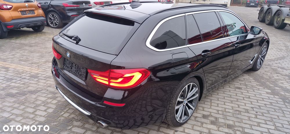 BMW Seria 5 525d Luxury Line sport - 5