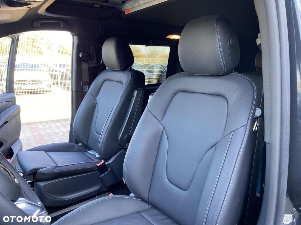 Mercedes-Benz Klasa V - 14