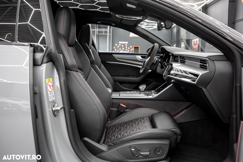 Audi RS7 quattro Tiptronic MHEV - 12