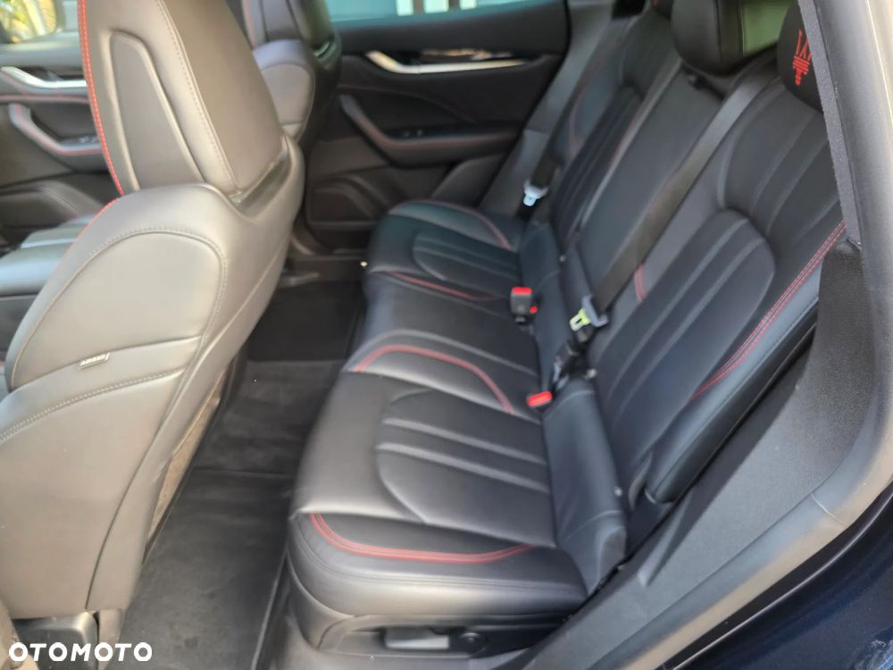 Maserati Levante S Q4 GranSport - 23