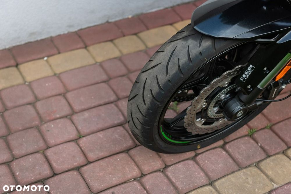 Kawasaki Versys 1000 - 8
