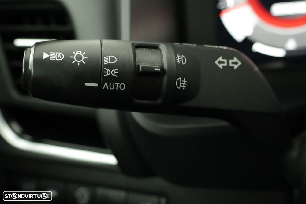 Nissan Qashqai 1.3 DIG-T N-Connecta - 17