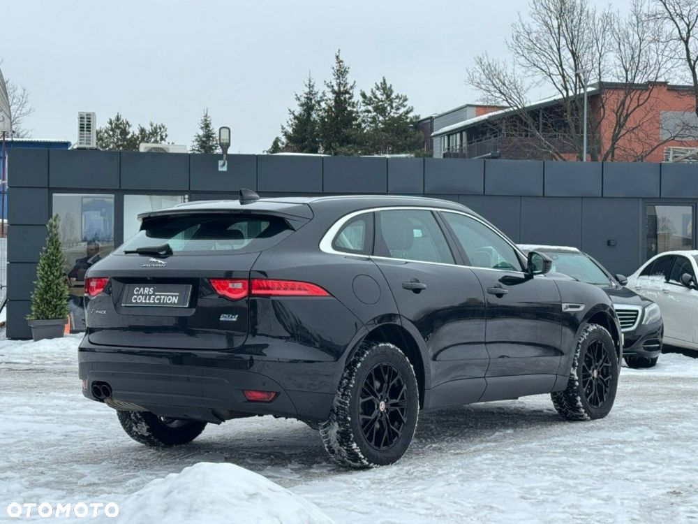 Jaguar F-Pace - 4
