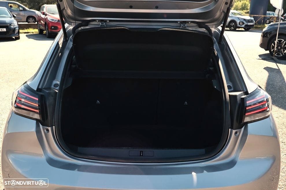 Peugeot 208 1.2 PureTech Allure - 17