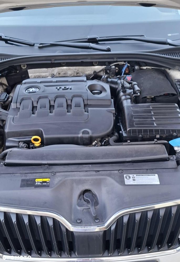 Skoda Superb 2.0 TDI Ambition - 8