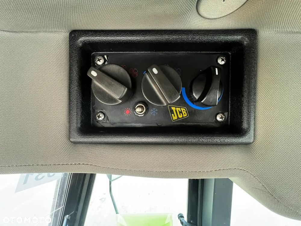 JCB Fastrac 3190 | 2003 Rok| 190 KM - 13